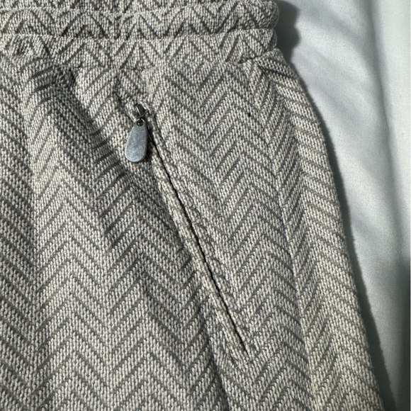 Kenar Cotton Skirt Chevron Pattern Zip Pockets Elastic Waist Size Medium NWT - Picture 2 of 10